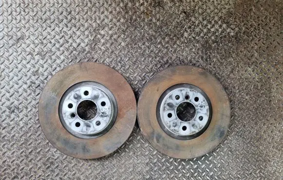 BMW 2 F44 Front brake disc 6888686