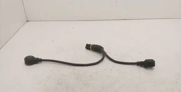 BMW 5 E39 Detonation knock sensor 1703276