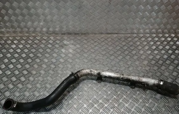 Jeep Grand Cherokee (WK) Intercooler hose/pipe