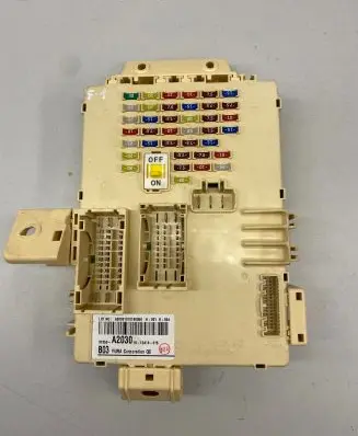 KIA Ceed Fuse module 91950A2030 A20301310180058 13A18