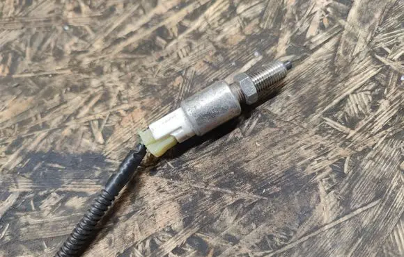 Honda CR-V Brake pedal sensor switch 60710