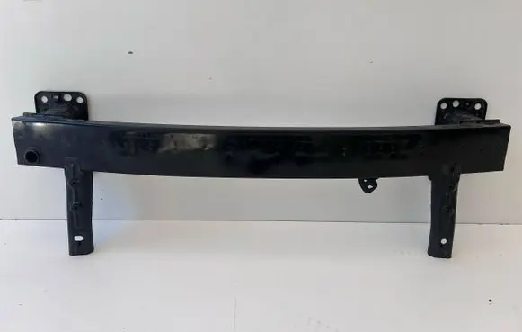 Hyundai i30 Front bumper cross member 64900-S0000