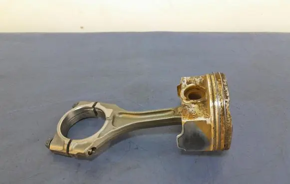 Subaru Forester SJ Piston af84282