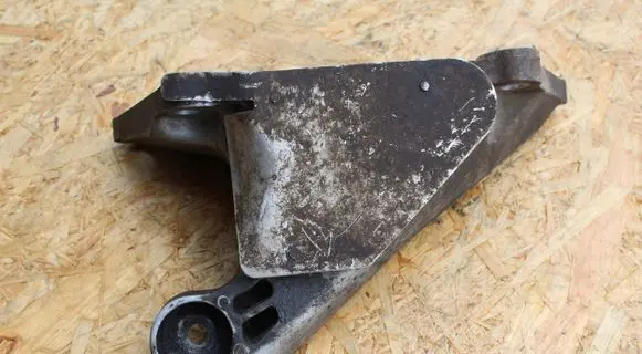 BMW X3 E83 Engine mounting bracket 3415180