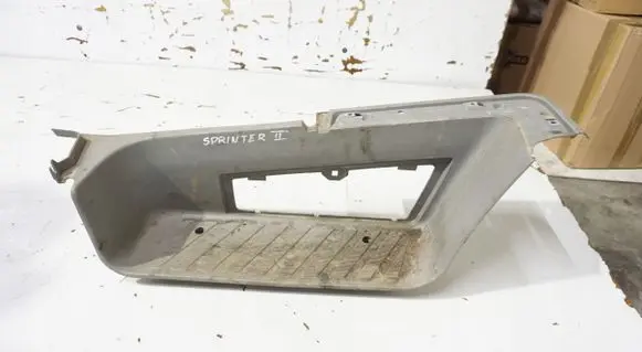 Mercedes-Benz Sprinter W906 Front sill trim cover
