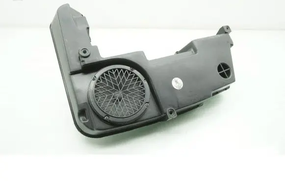 Audi A4 S4 B8 8K Subwoofer speaker 8K9035382