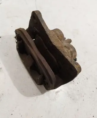 Subaru Outback Front brake caliper