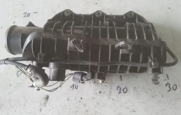 Ford Focus Thermostat/thermostat housing GM5G9424EE