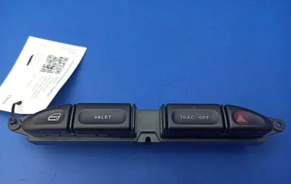 Jaguar XJ X308 Hazard light switch 9605105 96052003