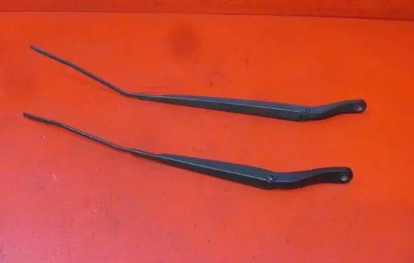 Renault Megane III Front wiper blade arm 288810005R 288860005R
