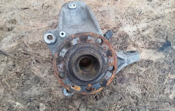 Volkswagen PASSAT B6 Front wheel hub 3C0407257