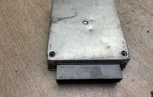 Ford Fiesta Engine control unit/module 89fb12a650bb