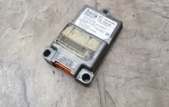 Peugeot 406 Airbag control unit/module 9637491980