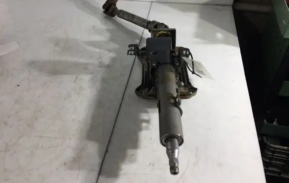 Steering wheel axle set