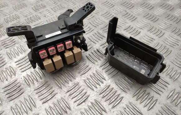 KIA Sorento Fuse box set