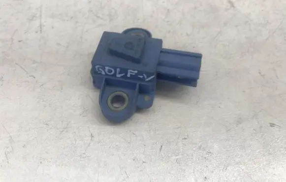 Volkswagen Golf Plus Airbag deployment crash/impact sensor 1K0955557A