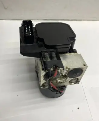 Mercedes-Benz Vaneo W414 ABS Pump A0044310912HL 0265202461