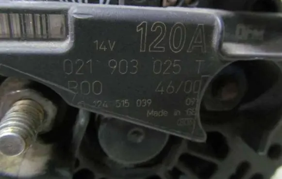 Volkswagen Multivan T4 Generator/alternator 021903025T