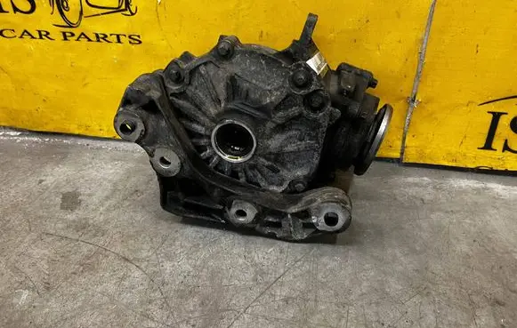 Mercedes-Benz CLS C218 AMG Front differential 2213301402