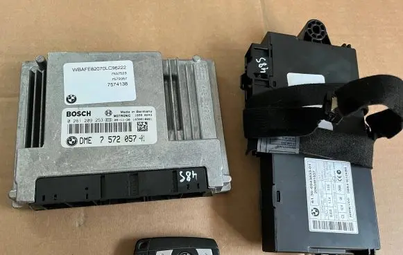 BMW X5 E70 Engine control unit/module 7572057 0261209253