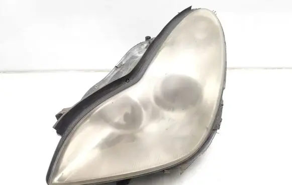 Mercedes-Benz CLS C219 Headlight/headlamp 