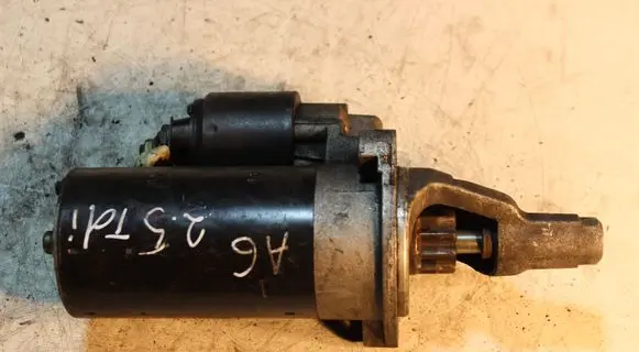 Audi A6 S6 C5 4B Starter motor 059911023H 0001109021