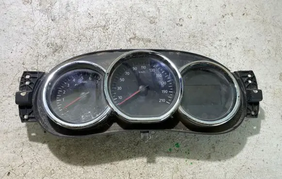 Dacia Sandero Speedometer (instrument cluster) 248102645R 0002431501