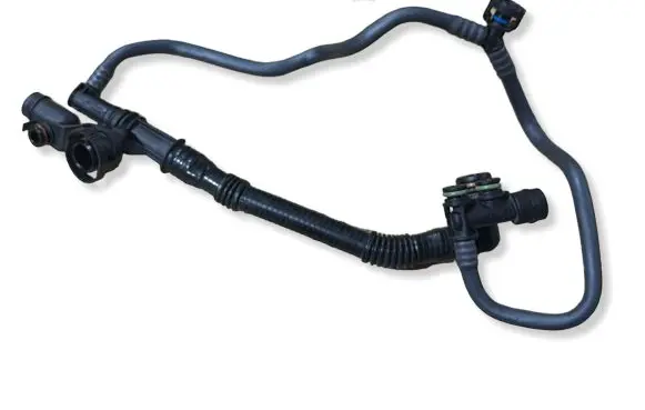 Mercedes-Benz CLS C257 Breather/breather pipe/hose A2560182400