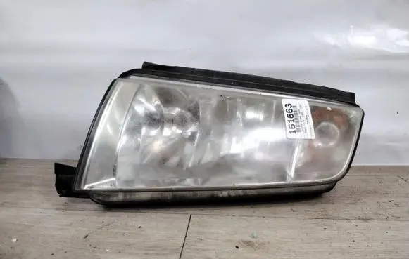 Skoda Fabia Mk1 (6Y) Headlight/headlamp