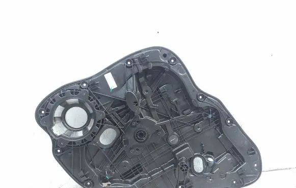 Polestar 2 Rear window lifting mechanism without motor 31675633