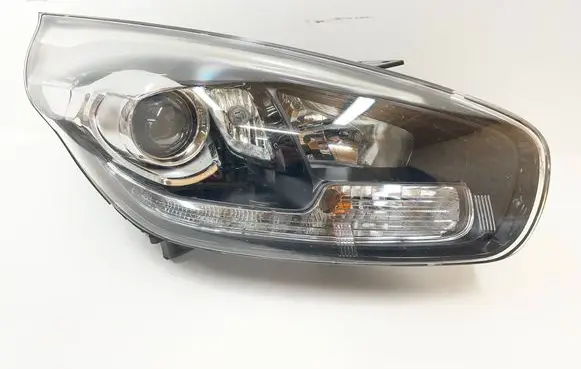 KIA Carens III Headlight/headlamp 92102A4 92102A4140 92102A4150