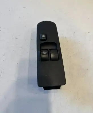 Mitsubishi Colt Electric window control switch MR587959 C8DD342M 15Y7TH6