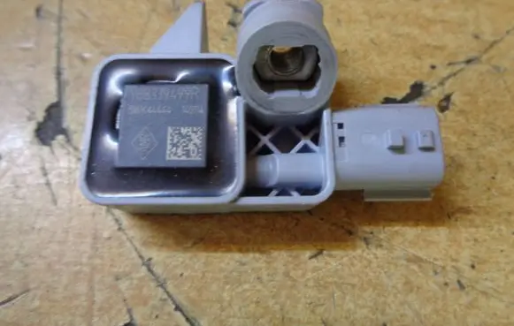 Renault Clio IV Airbag deployment crash/impact sensor 988339499R