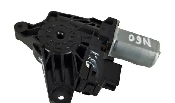 Mercedes-Benz GLA W156 Rear door window regulator motor A2469063100