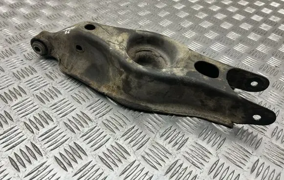 Rear upper control arm/wishbone