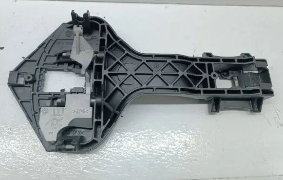 Front door exterior handle/bracket