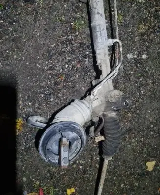 Volkswagen Golf III Steering rack