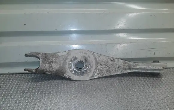 Opel Insignia A Rear control arm 