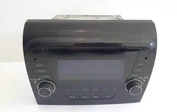 Fiat Ducato Radio/CD/DVD/GPS head unit E810R047280