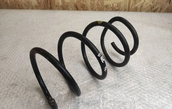 BMW 5 E60 E61 Front coil spring