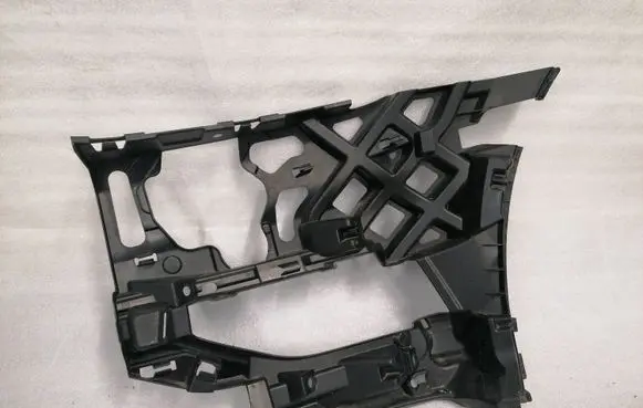 Volkswagen Golf VII Front bumper mounting bracket 5G0807724F