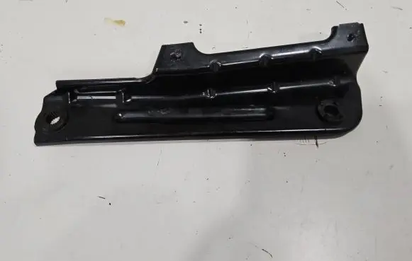 Alfa Romeo Stelvio Radiator mount bracket