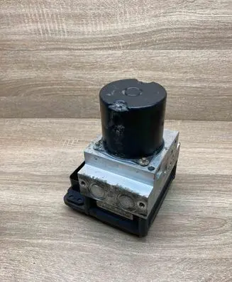 BMW 5 E60 E61 ABS Pump 6783360 6783362