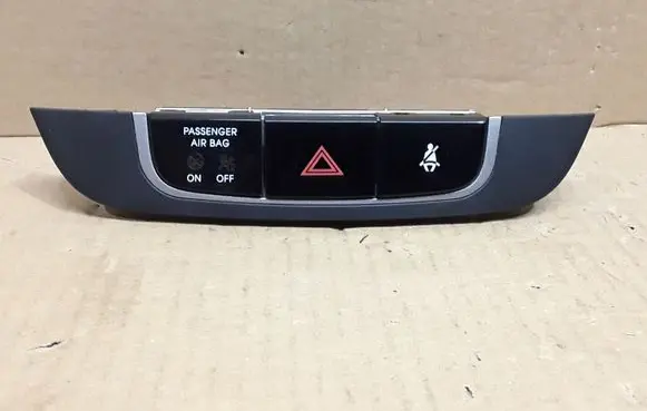 Hyundai ix35 Hazard light switch 847402S350