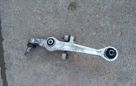 Audi A4 S4 B6 8E 8H Front lower control arm/wishbone