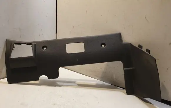 Dashboard lower bottom trim panel