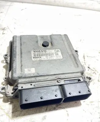 Volvo XC90 Engine control unit/module 30729826A 1039S12418 0281012103