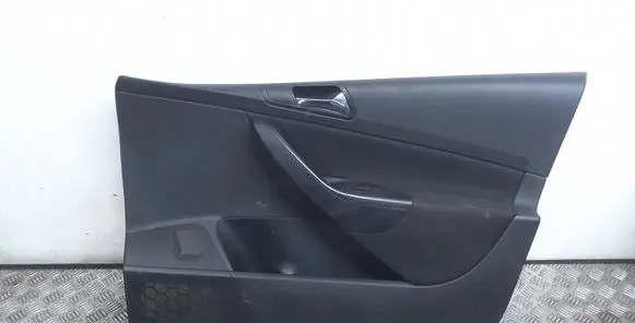 Volkswagen PASSAT B6 Front door card panel trim 3C1867012