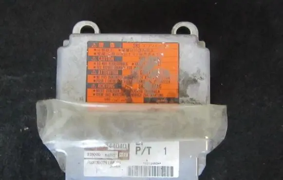 Toyota Avensis Verso Airbag control unit/module 2310002450 231000-2450