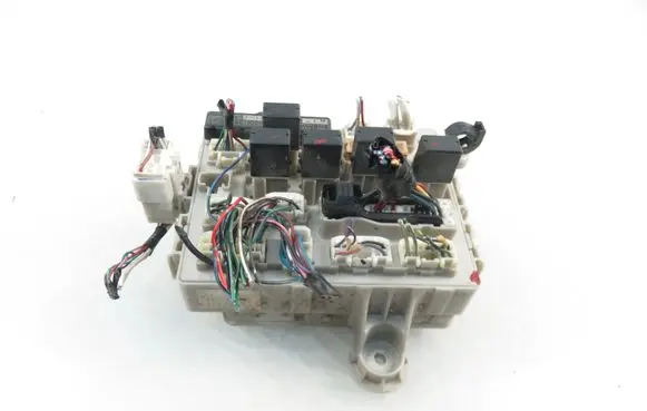 Toyota Previa (XR30, XR40) II Central body control module 8922128040
